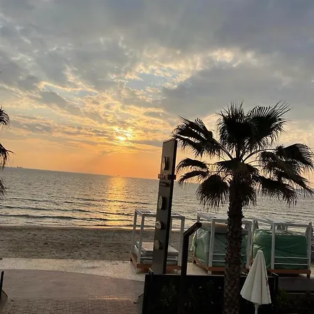 Durres, Golem, Mali Robit * Golem (Tirana)