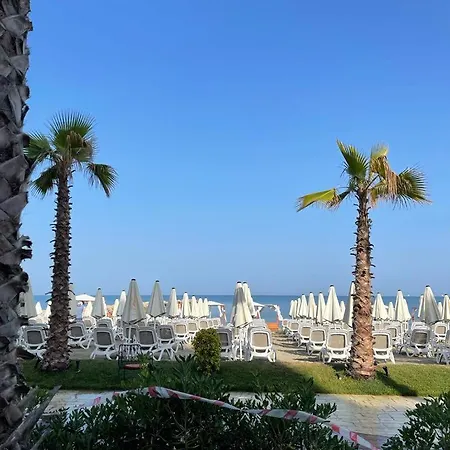 Durres, Golem, Mali Robit Apartman Golem