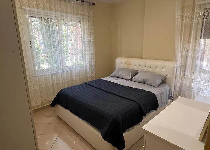 Durres, Golem, Mali Robit Lägenhet *