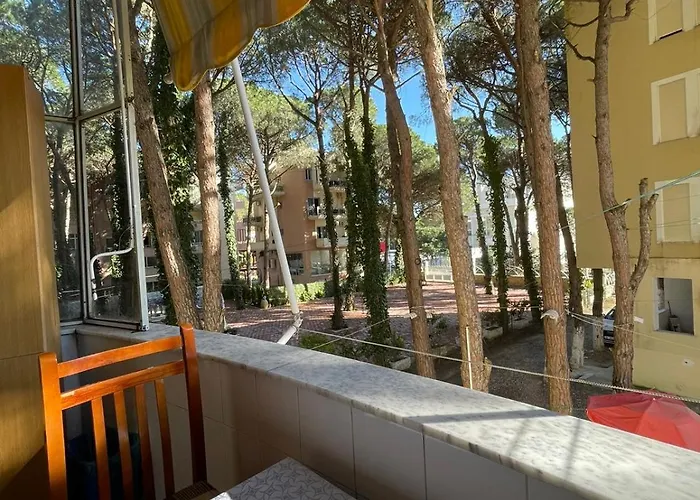 Durres, Golem, Mali Robit Lägenhet Golem (Tirana)